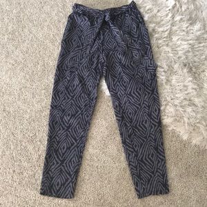 Adorable F21 pants size S